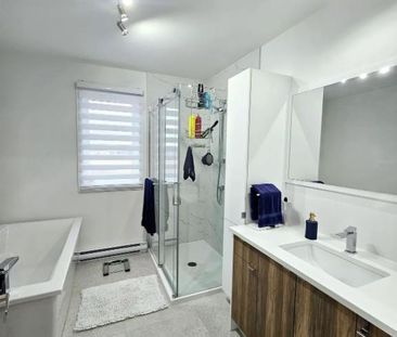 5½ Moderne à Drummondville – Air Climatisé, neuf, propre, Juillet! ... - Photo 4