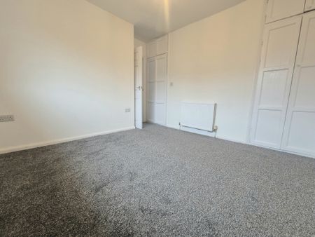 Cousin Lane, Halifax - Photo 5