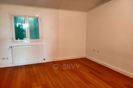 Location Appartement 3 pièces 72m² STE CECILE LES VIGNES 84290 - Photo 5