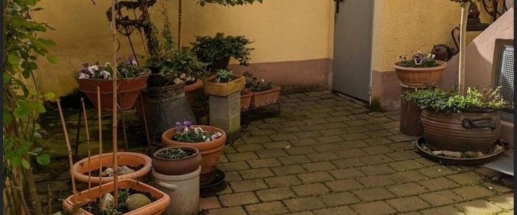 Sanierte und renovierte Maisonette Wohnung/top Lage/alles Neu - Photo 1