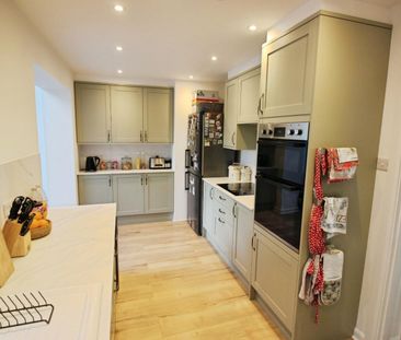 4 bedroom House To Let - Photo 6