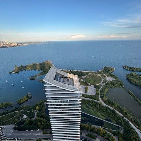 For Lease - 30 Shore Breeze Drive Unit# LPH 03A, Toronto, Ontario - Photo 1
