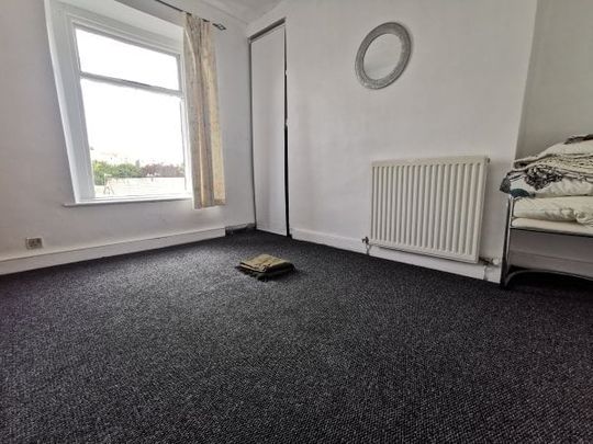 Symmons Street, Swansea, SA1 - Photo 1