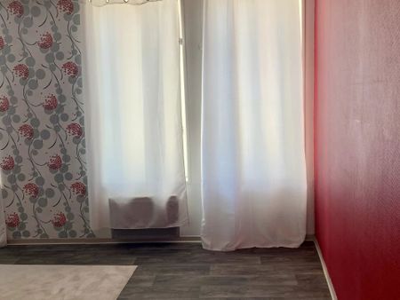 Location Appartement 2 pièces 37 m2 à Saint-Quentin - Photo 2