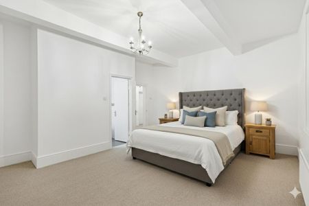 3 bedroom flat to rent - Photo 2