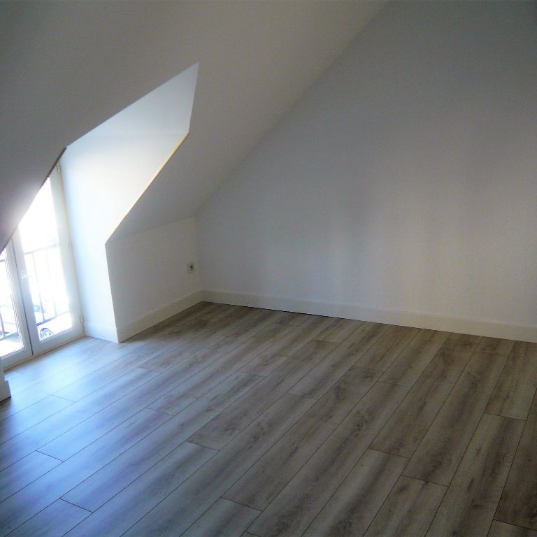 Appartement de 35 m² dans le bourg de Onzain - Photo 1