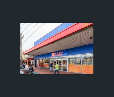 Carefree, Low Maintenance Lifestyle! - Photo 4