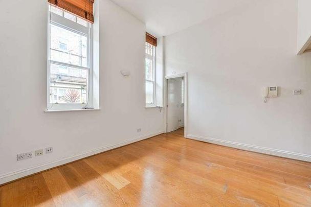 Clapham Road, Oval, SW9 - Photo 1