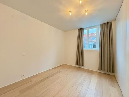 Appartement te huur - Foto 3