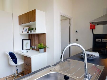 Studio to rent - Photo 5