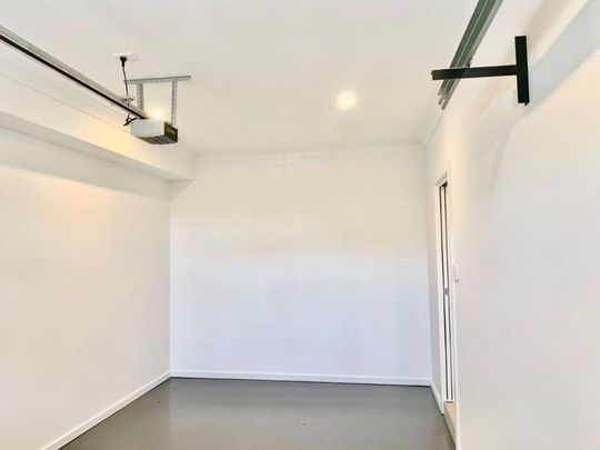 Luxurious Duplex with Studio - Photo 1