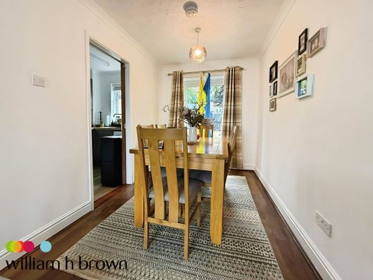 Yew Tree Rise, Ipswich - Photo 1