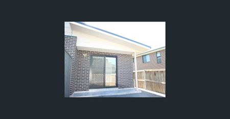 Modern Spacious Granny Flat - Photo 5