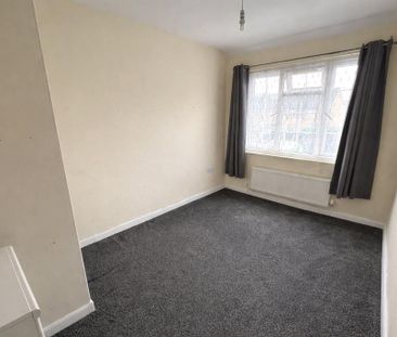 3 bedroom end of terrace house to rent - Photo 6