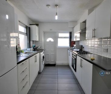 1 bedroom in a house share to rent - Photo 5