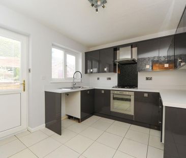 2 bedroom semi-detached house to rent - Photo 4