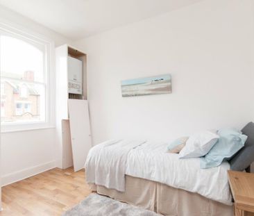 2 bedroom flat to rent - Photo 5