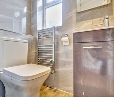 4 Bedroom Detached Bungalow To Rent - Photo 5