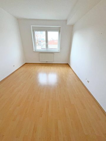 3-Zimmer im 1. Obergeschoss mit guter Aussicht - Photo 3