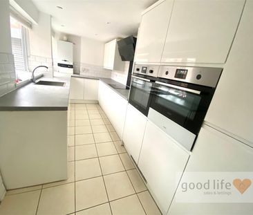 General Graham Street, Barnes, Sunderland - Photo 4