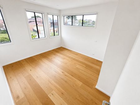 Springvale - Photo 3