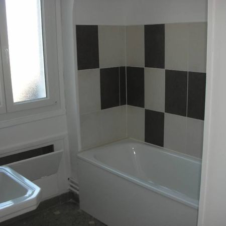 Location Appartement 2 pièces 42m² - Photo 4