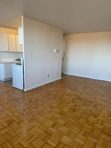 For Lease - 500 Dawes Road Unit# 322, Toronto, Ontario - Photo 2