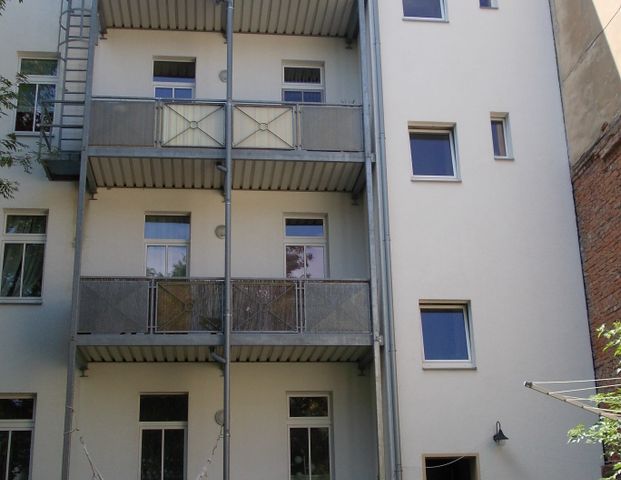 helle 2-Raum Dachgeschosswohnung in Gera Untermhaus - Photo 1