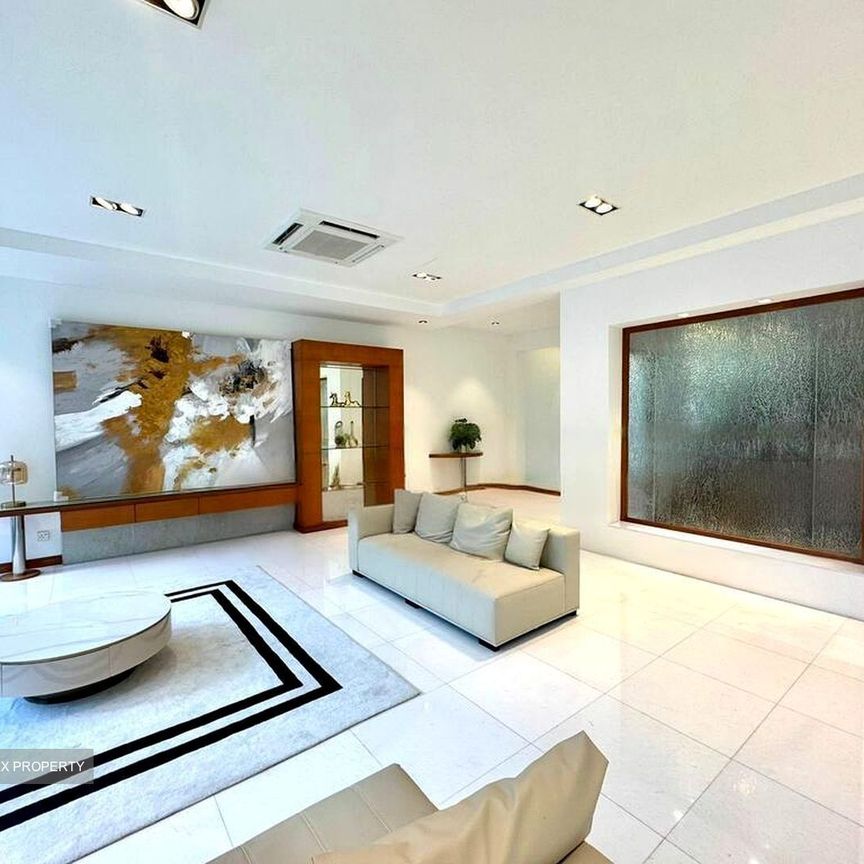 Dalvey Estate (D10), Detached - For Rent - Photo 1