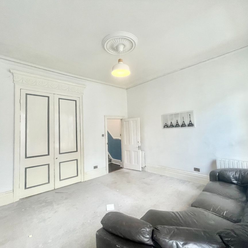 2 Bed Flat, Warwick Way, SW1V - Photo 1