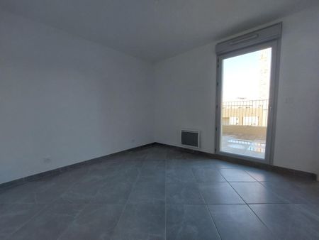 location Appartement T2 DE 44.73m² À TRETS - Photo 4