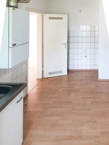 Gemütliche Wohnung mit Balkon in Innenstadtlage! - Photo 2