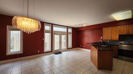 For Lease - 103 Doris Avenue, Toronto, Ontario - Photo 2