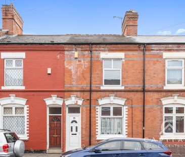 3 Bedroom in Highfield Area - Photo 2