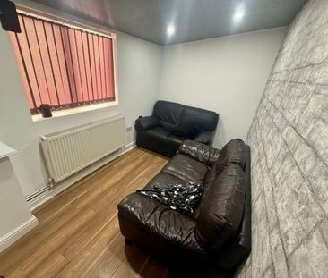 Stanley Terrace, Preston - Photo 1