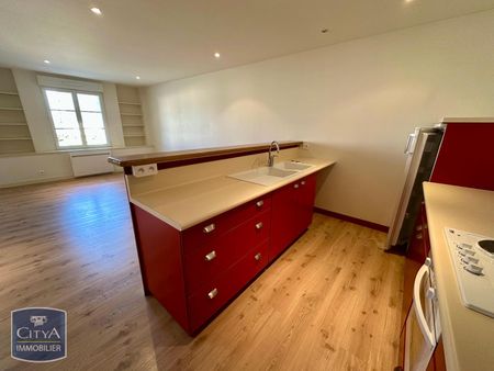 Location Appartement 3 pièces 78m² BUZANCAIS 36500 - Photo 3