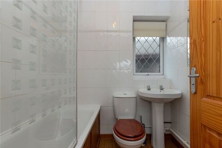 Fairfields Road, Biddulph Moor, Stoke-on-Trent, Staffordshire, ST8 - Photo 3