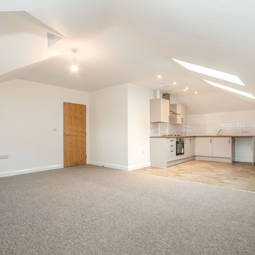 1 bedroom apartment to rent 14A Wharfdale Road, Bournemouth, BH4 - Photo 1