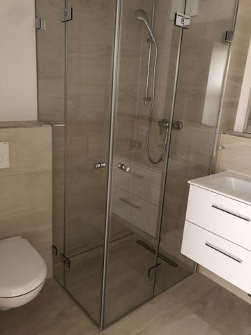 SEEBAUER | sehr hochwertige 2 Zimmer mit EBK im 1. OG - Photo 2