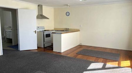 MASTERTON - 2 BEDROOMS - Photo 5