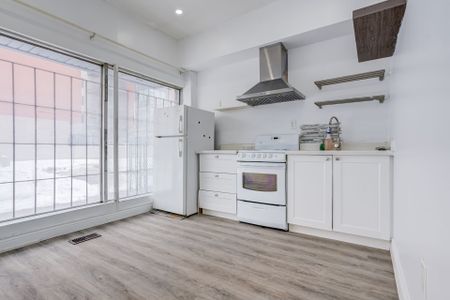 For Lease - 285 St John's Road, Toronto, Ontario - Photo 3