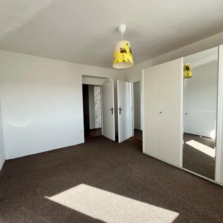 Pronájem bytu 2+1 54 m - Fotografie 1