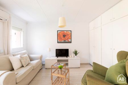 Stylish Two-Bedroom Apartment in Nou Barris - Photo 4