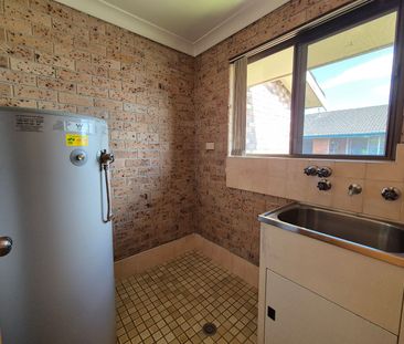 Well Positioned Apartment - Water Included! - Photo 6