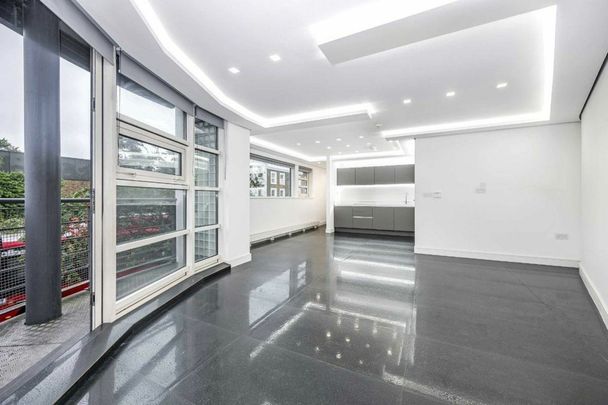 Royal College Street, Camden, NW1 - Photo 1