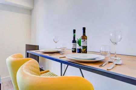 1 Bed Apartment - Photo 2