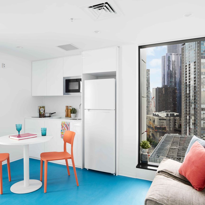 2 Bedroom Shared Bathroom, Double Bed - Photo 1