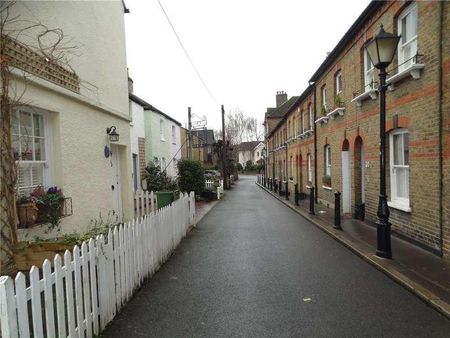 Chancery Lane, Beckenham, Kent, BR3 - Photo 3