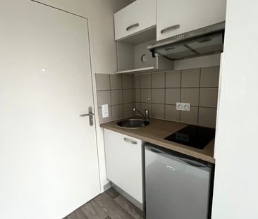 Location Appartement 1 pièce 19m² FRANQUEVILLE ST PIERRE 76520 - Photo 3