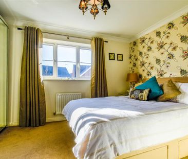 2 bedroom end of terrace house to rent - Photo 5